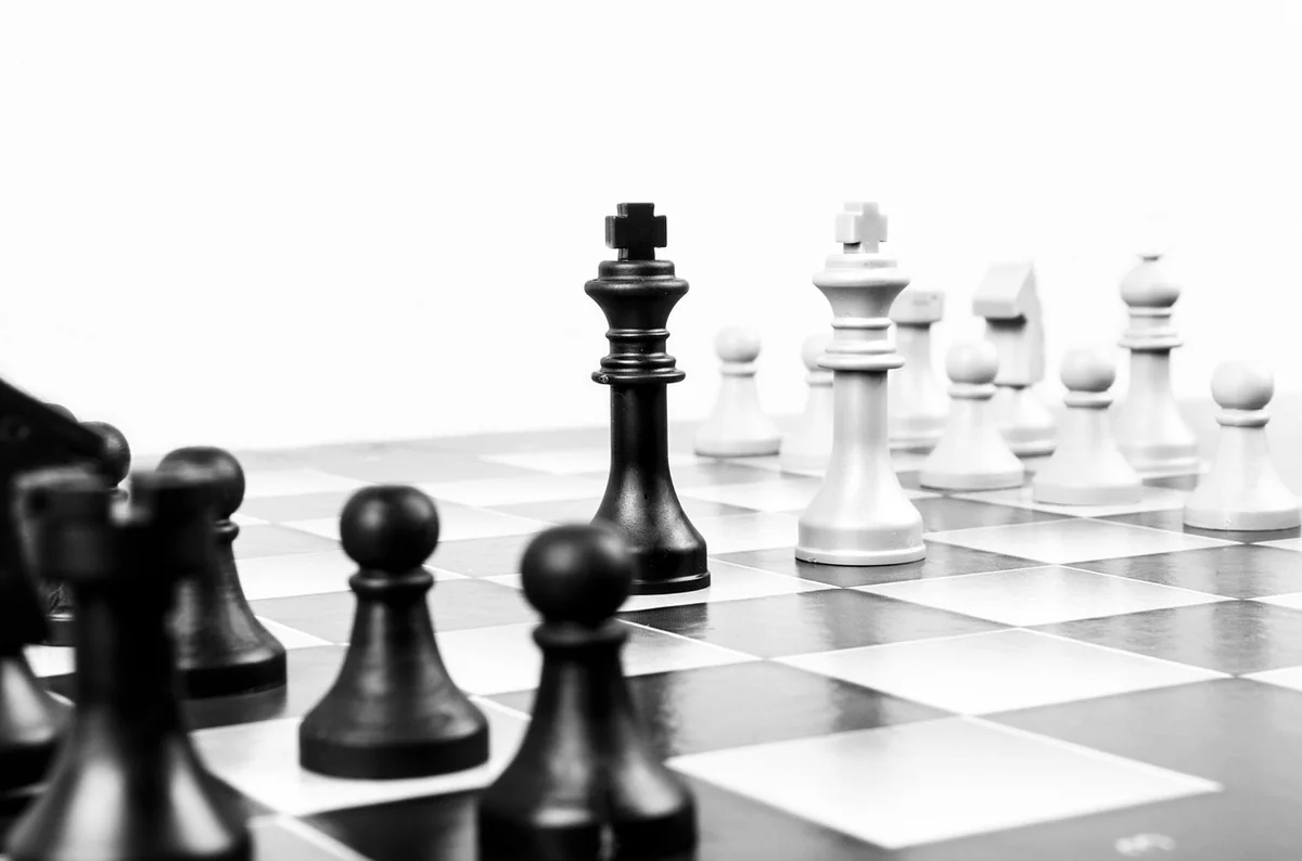 What are the 5 C's of effective leadership?