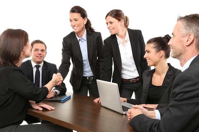 How Can Small Businesses Create a Competitive Advantage in 2024?